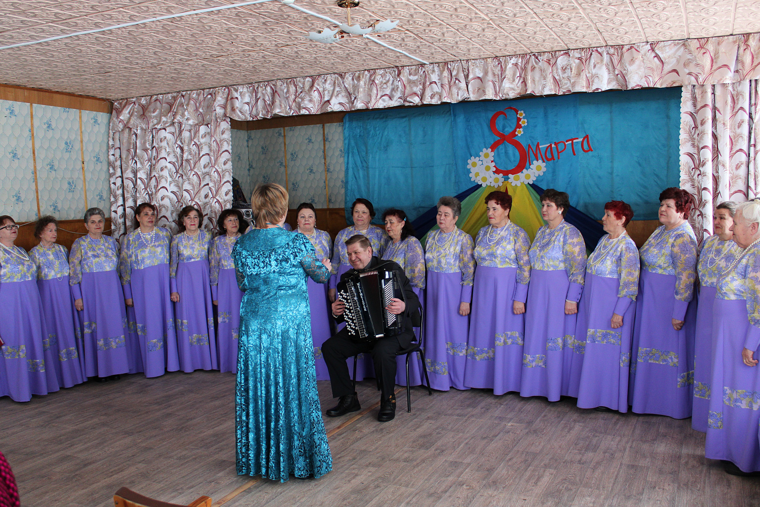 Народный хор ветеранов войны и труда «Ветеран»